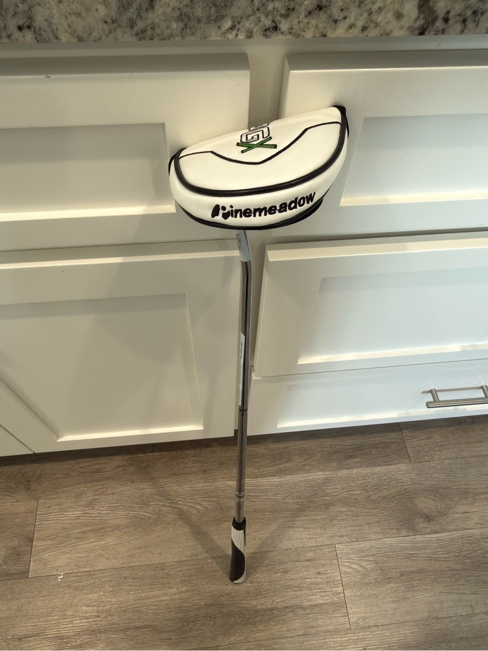 Pine Meadow PGX Golf Putter Left Handed Ladies 33 in. Head Cover New in Wrap - Picture 6 of 13